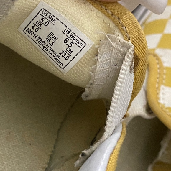 Vans - Picture 3 of 3